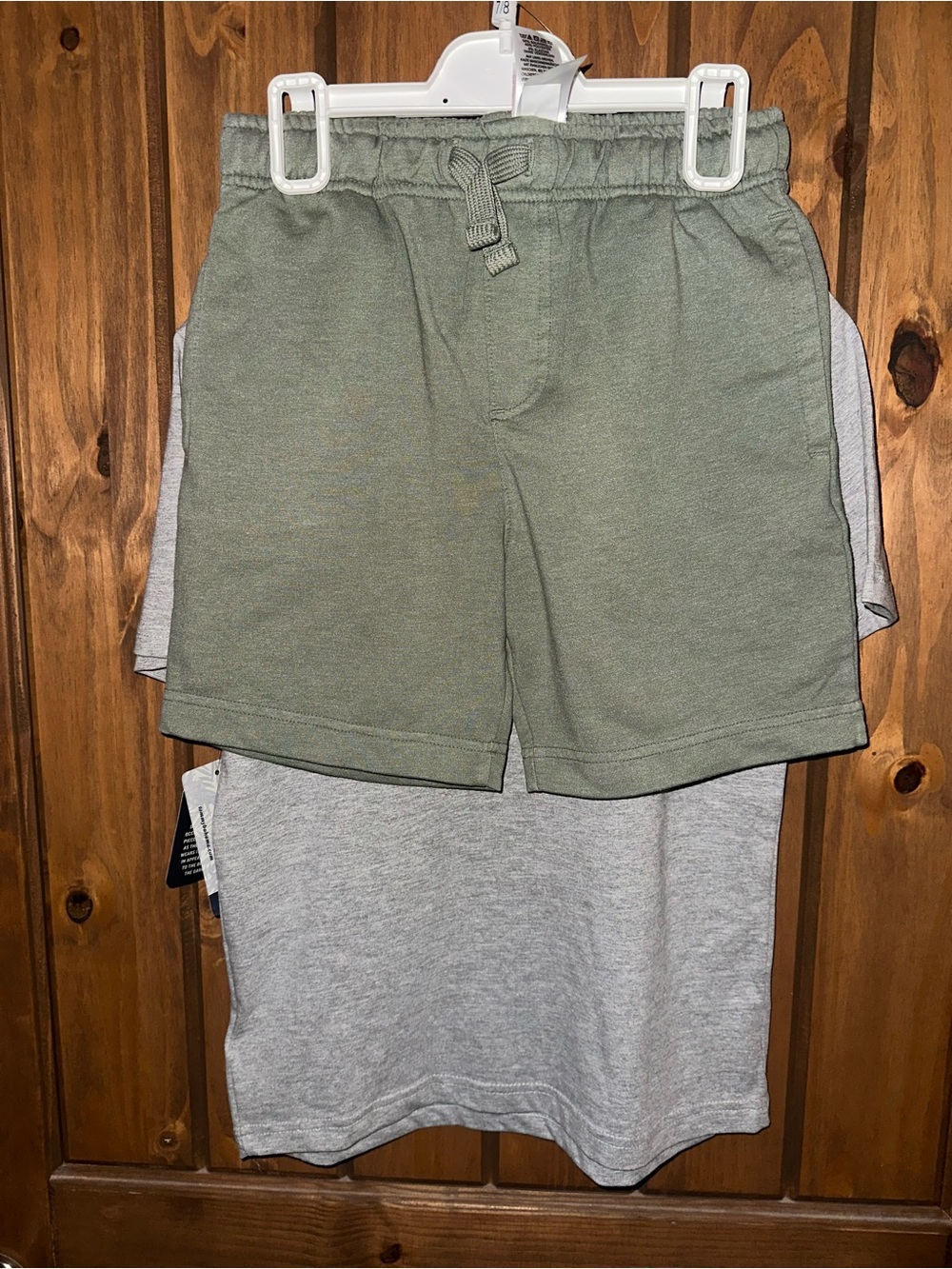Tommy Bahama Kids Gray Graphic Tee and Green Shorts Set - Picture 3 of 3